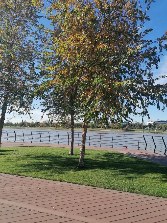 Belgrade Waterfront Cozy Symphony 1 Apartment Sajmiste ภายนอก รูปภาพ